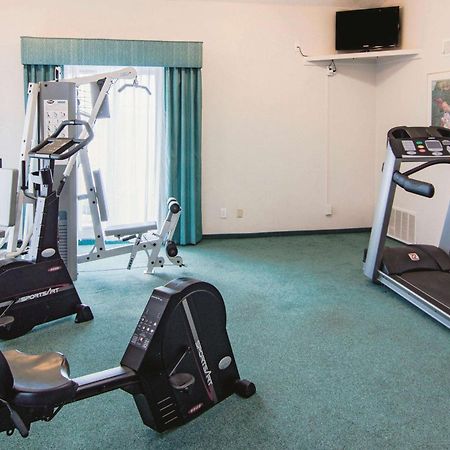 La Quinta Inn By Wyndham Indianapolis Airport Lynhurst Εξωτερικό φωτογραφία