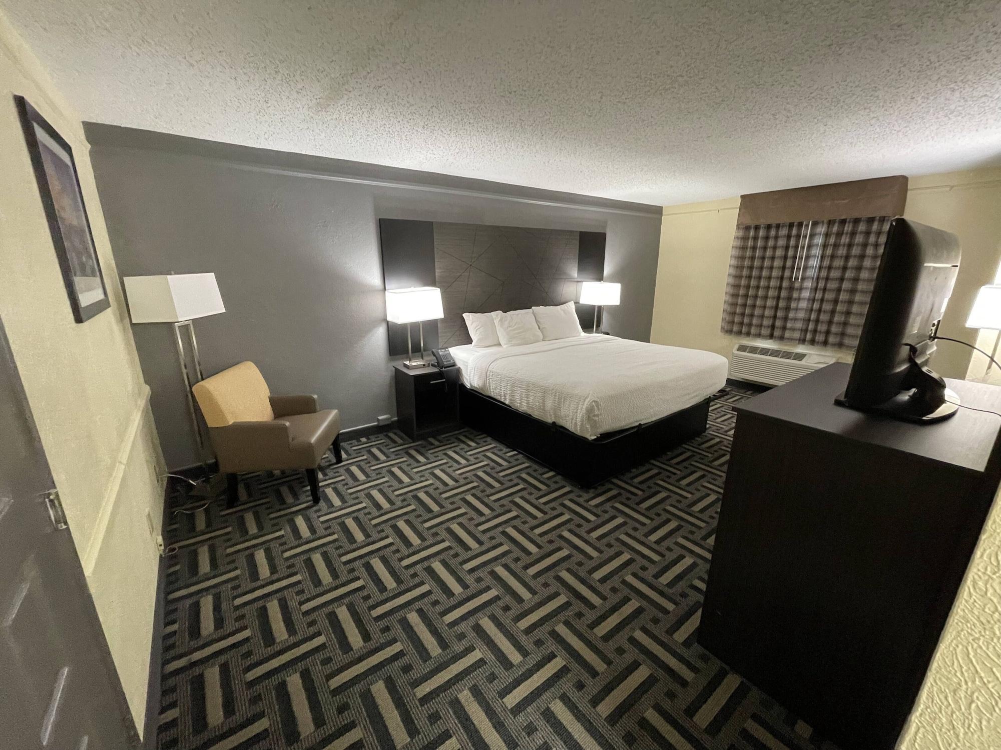 La Quinta Inn By Wyndham Indianapolis Airport Lynhurst Εξωτερικό φωτογραφία